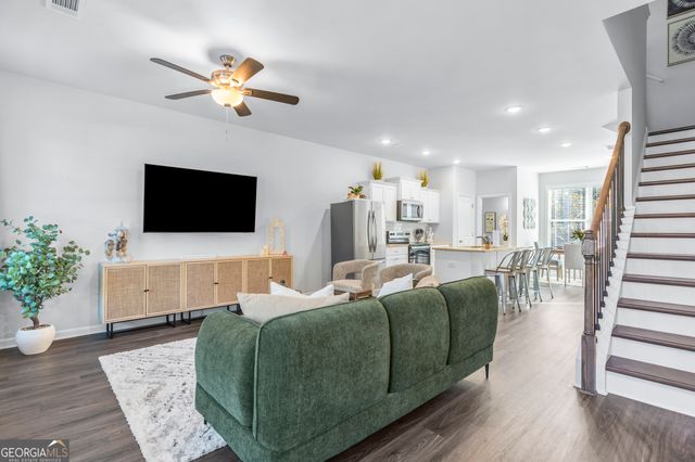 465 Collins Industrial Way, Lawrenceville, GA 30043