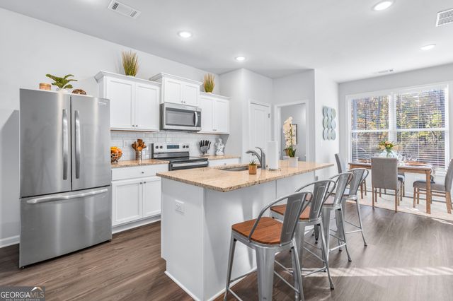 465 Collins Industrial Way, Lawrenceville, GA 30043