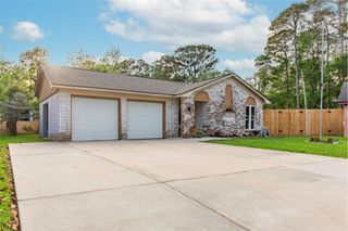 5308 Tanglebriar Drive, Dickinson, TX 77539