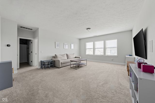 3843 Idlewind Drive, Westfield, IN 46074