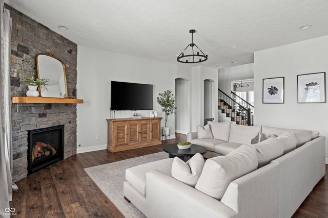 3843 Idlewind Drive, Westfield, IN 46074