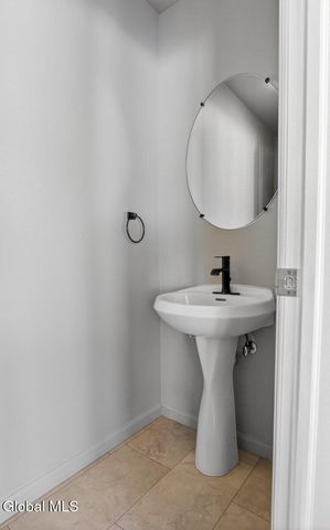 3 David Lane, Saratoga Springs, NY 12866