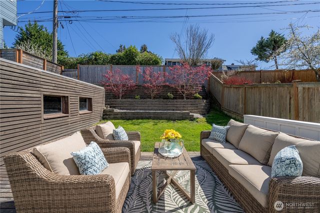 4418 40th Avenue SW, Seattle, WA 98116