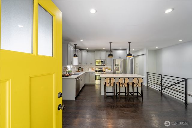 4418 40th Avenue SW, Seattle, WA 98116