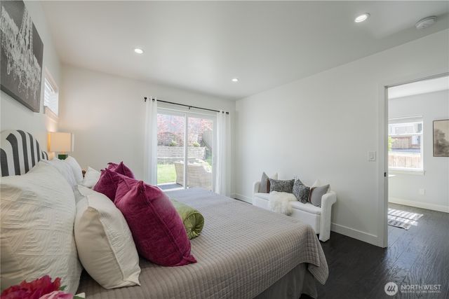 4418 40th Avenue SW, Seattle, WA 98116