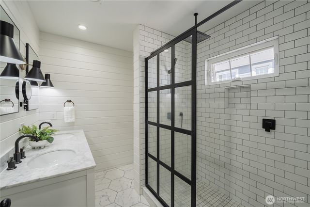 4418 40th Avenue SW, Seattle, WA 98116