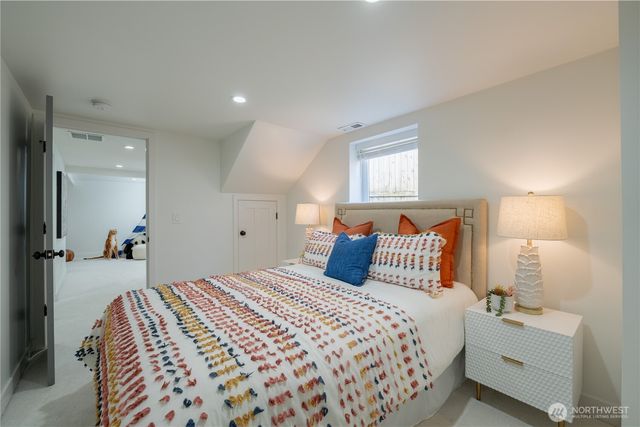 4418 40th Avenue SW, Seattle, WA 98116