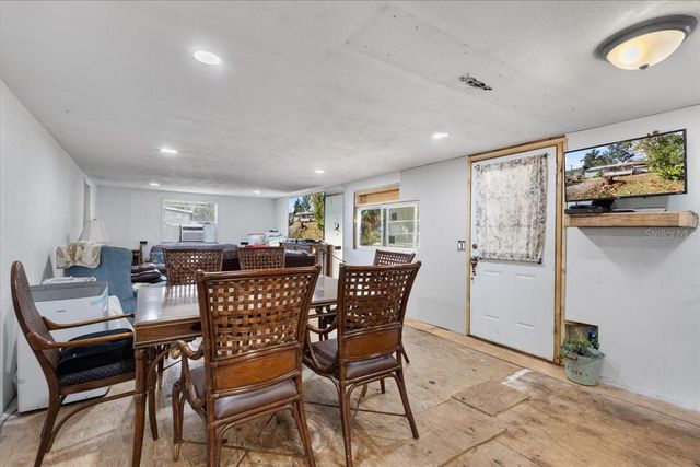 2690 NW 72ND TERRACE, Chiefland, FL 32626