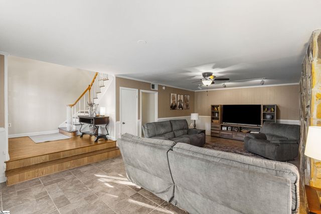 408 Camelot Drive, Simpsonville, SC 29681