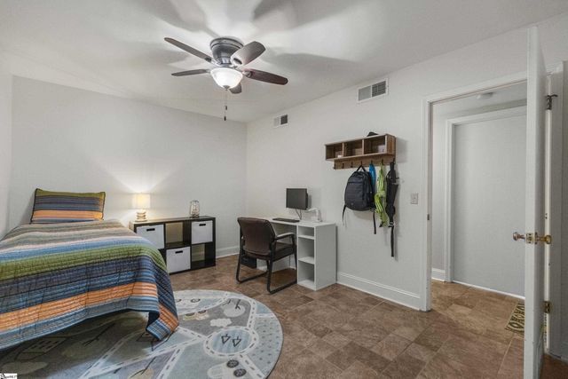 408 Camelot Drive, Simpsonville, SC 29681