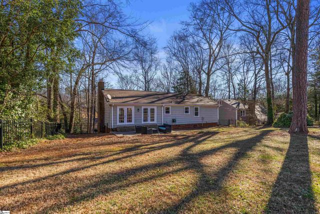 408 Camelot Drive, Simpsonville, SC 29681