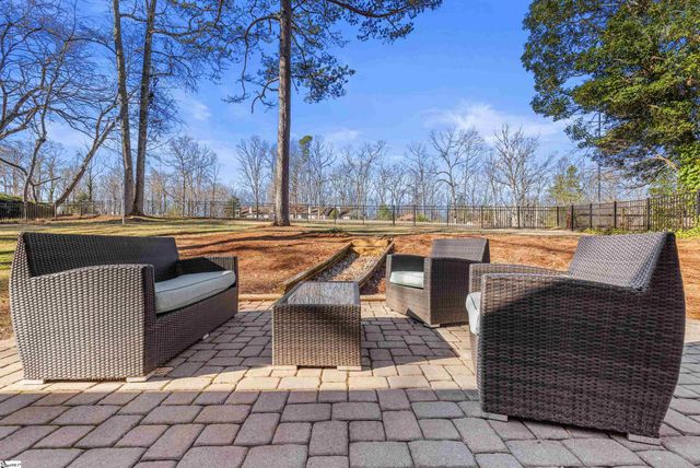 408 Camelot Drive, Simpsonville, SC 29681