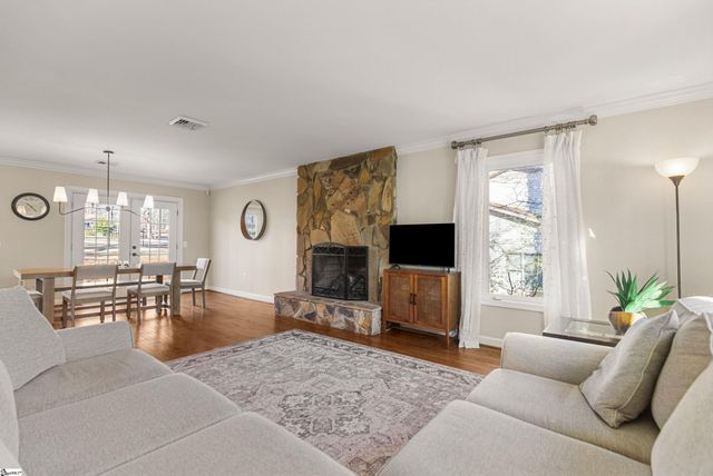 408 Camelot Drive, Simpsonville, SC 29681