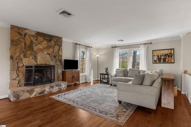 408 Camelot Drive, Simpsonville, SC 29681