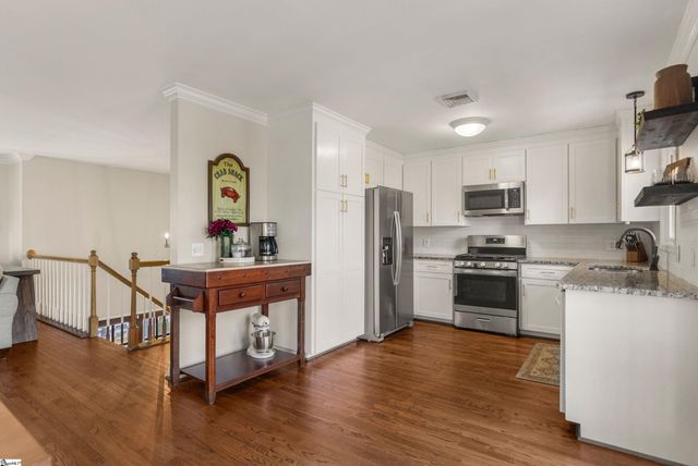 408 Camelot Drive, Simpsonville, SC 29681