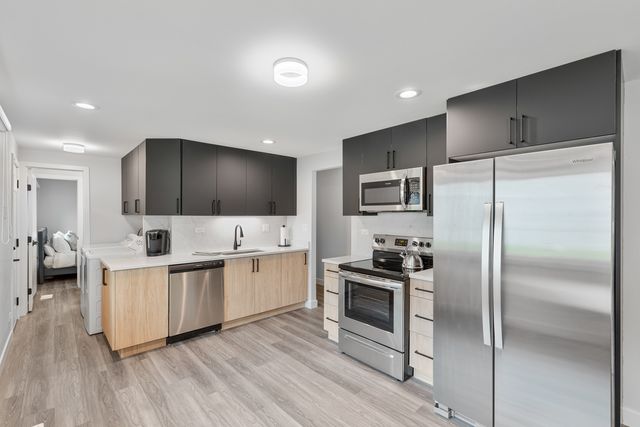 1026 Sharon Lane, Schaumburg, IL 60193