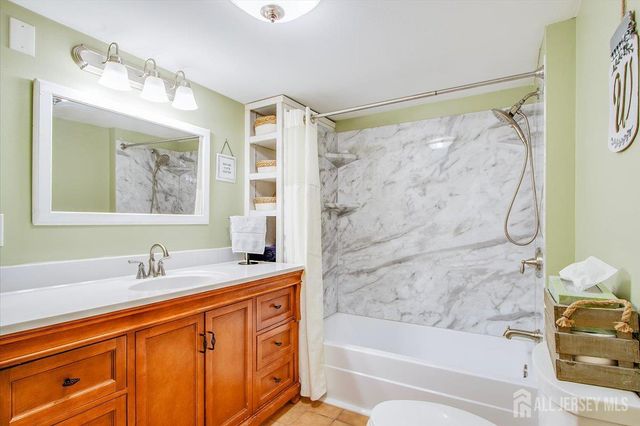 85 Othen Street, Edison, NJ 08817