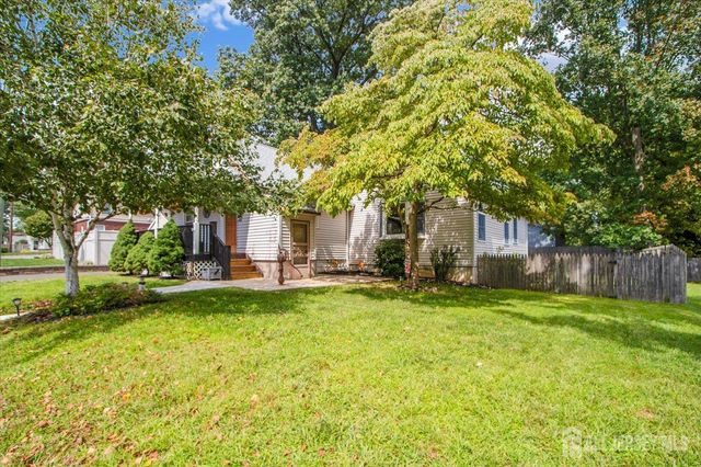 85 Othen Street, Edison, NJ 08817