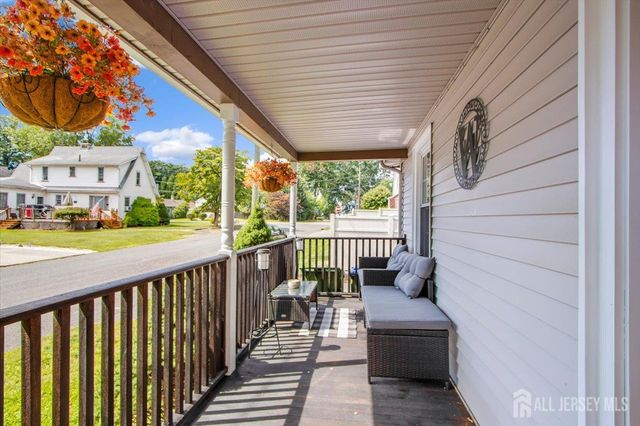 85 Othen Street, Edison, NJ 08817