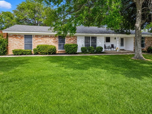 200 Hart Road, Little Elm, TX 75068
