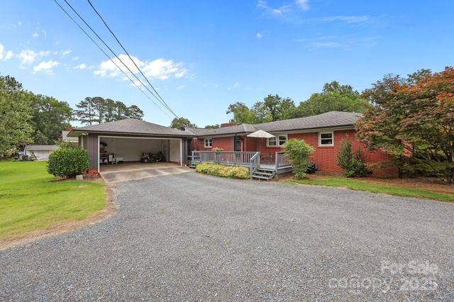 207 Allenton Street, Norwood, NC 28128
