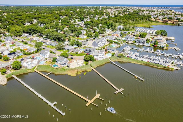 1615 Calamus Place, Point Pleasant, NJ 08742