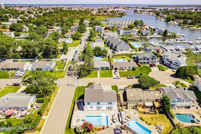 1615 Calamus Place, Point Pleasant, NJ 08742