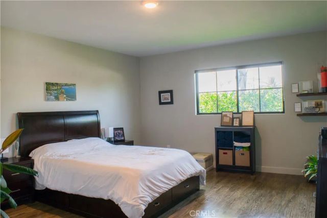 542 N Kilkea Drive, Los Angeles, CA 90048