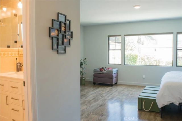 542 N Kilkea Drive, Los Angeles, CA 90048