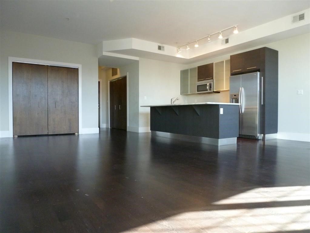 154 W 2nd St 301, Boston, MA 02127