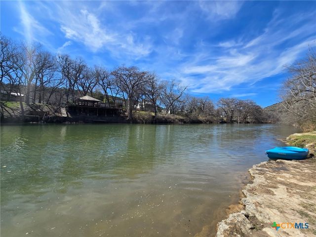 206 Falling Hills, New Braunfels, TX 78132