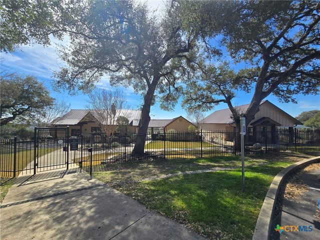 206 Falling Hills, New Braunfels, TX 78132