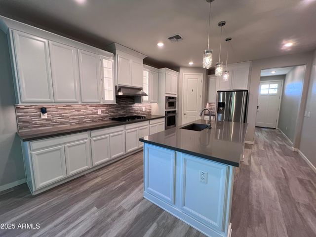 9722 E Tungsten Drive, Mesa, AZ 85212