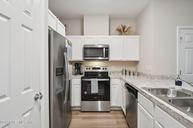 7898 MERCHANTS Way, Jacksonville, FL 32222