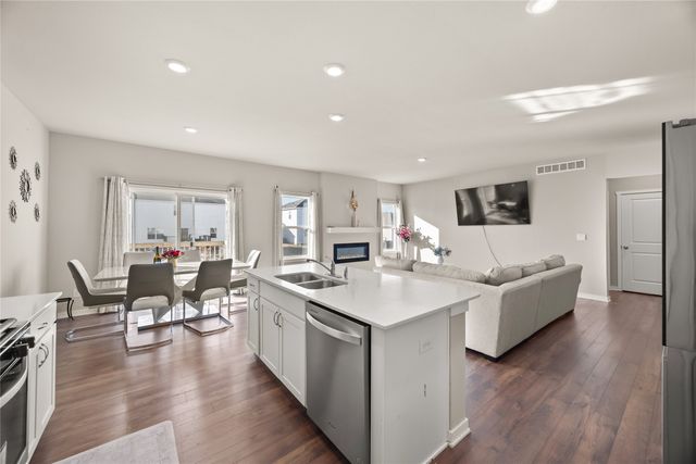 2511 NW 44th Street, Ankeny, IA 50023