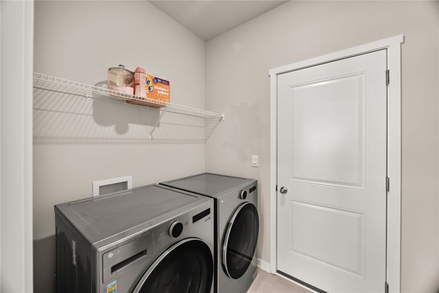 2511 NW 44th Street, Ankeny, IA 50023
