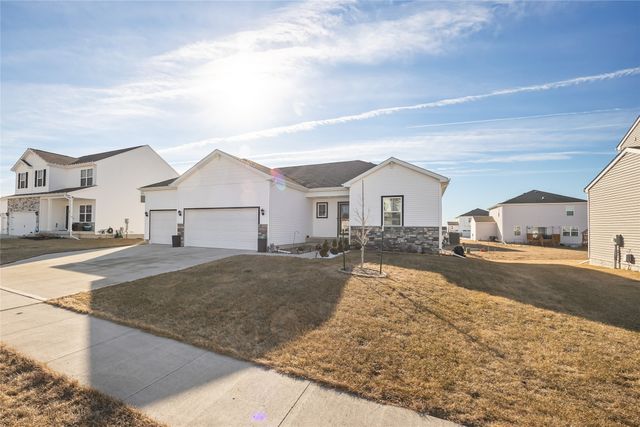 2511 NW 44th Street, Ankeny, IA 50023