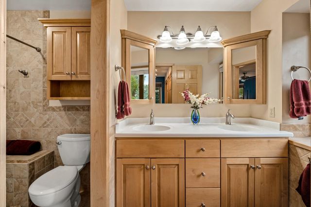 2999 Stinson Court, New Brighton, MN 55112
