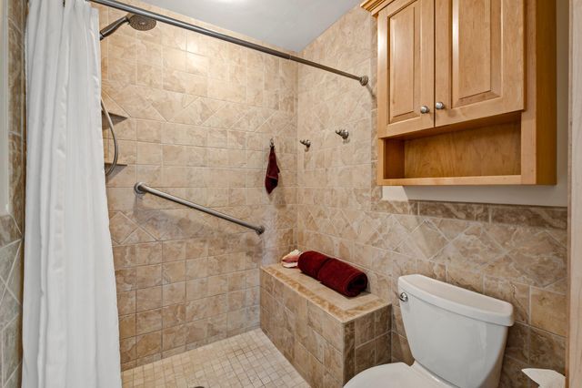 2999 Stinson Court, New Brighton, MN 55112