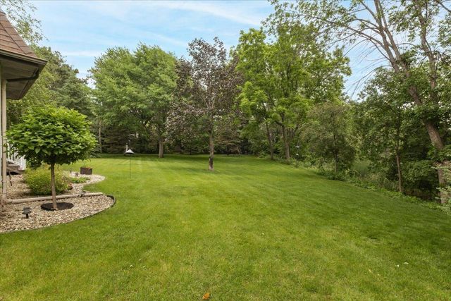 2999 Stinson Court, New Brighton, MN 55112