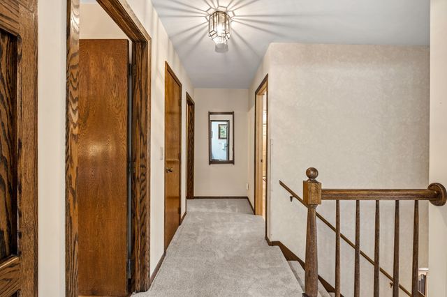 2999 Stinson Court, New Brighton, MN 55112