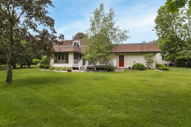 2999 Stinson Court, New Brighton, MN 55112