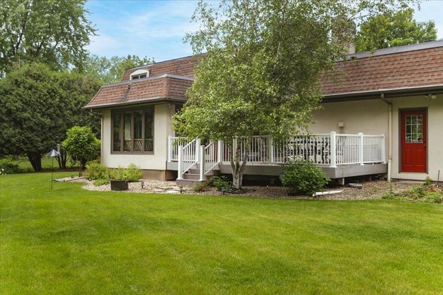 2999 Stinson Court, New Brighton, MN 55112
