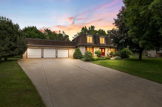 2999 Stinson Court, New Brighton, MN 55112