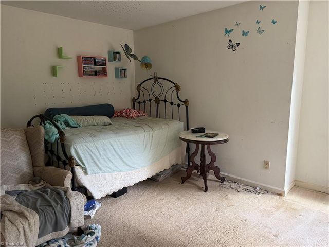 140 White Oak Circle, Reidsville, NC 27320