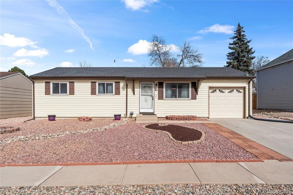 3908 Shelley Avenue, Colorado Springs, CO 80910