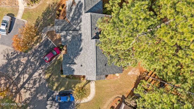 1302 Chancery Court, Aberdeen, NC 28315