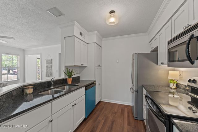 1302 Chancery Court, Aberdeen, NC 28315