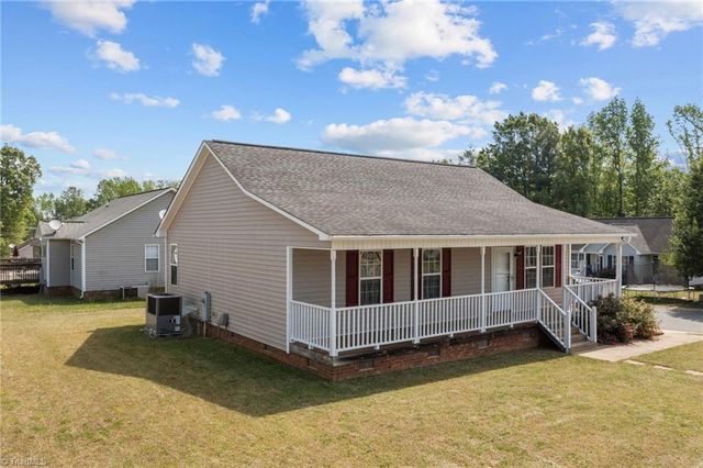 701 Bob Baxter Drive, Elon, NC 27244
