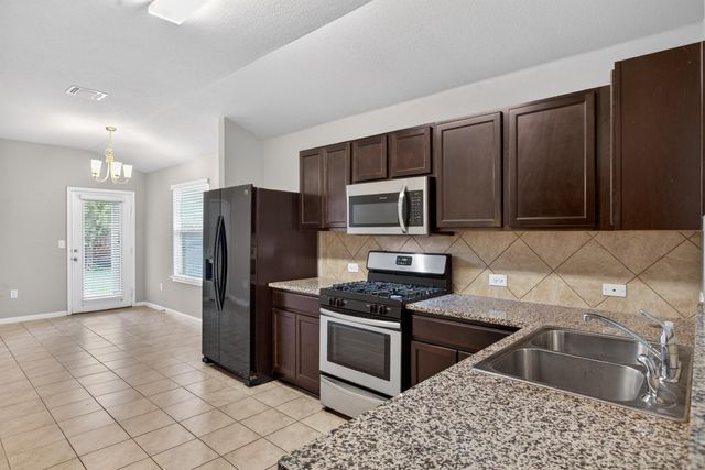 2010 Langdale LN, Austin, TX 78754